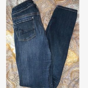 size 4 American eagle jeans